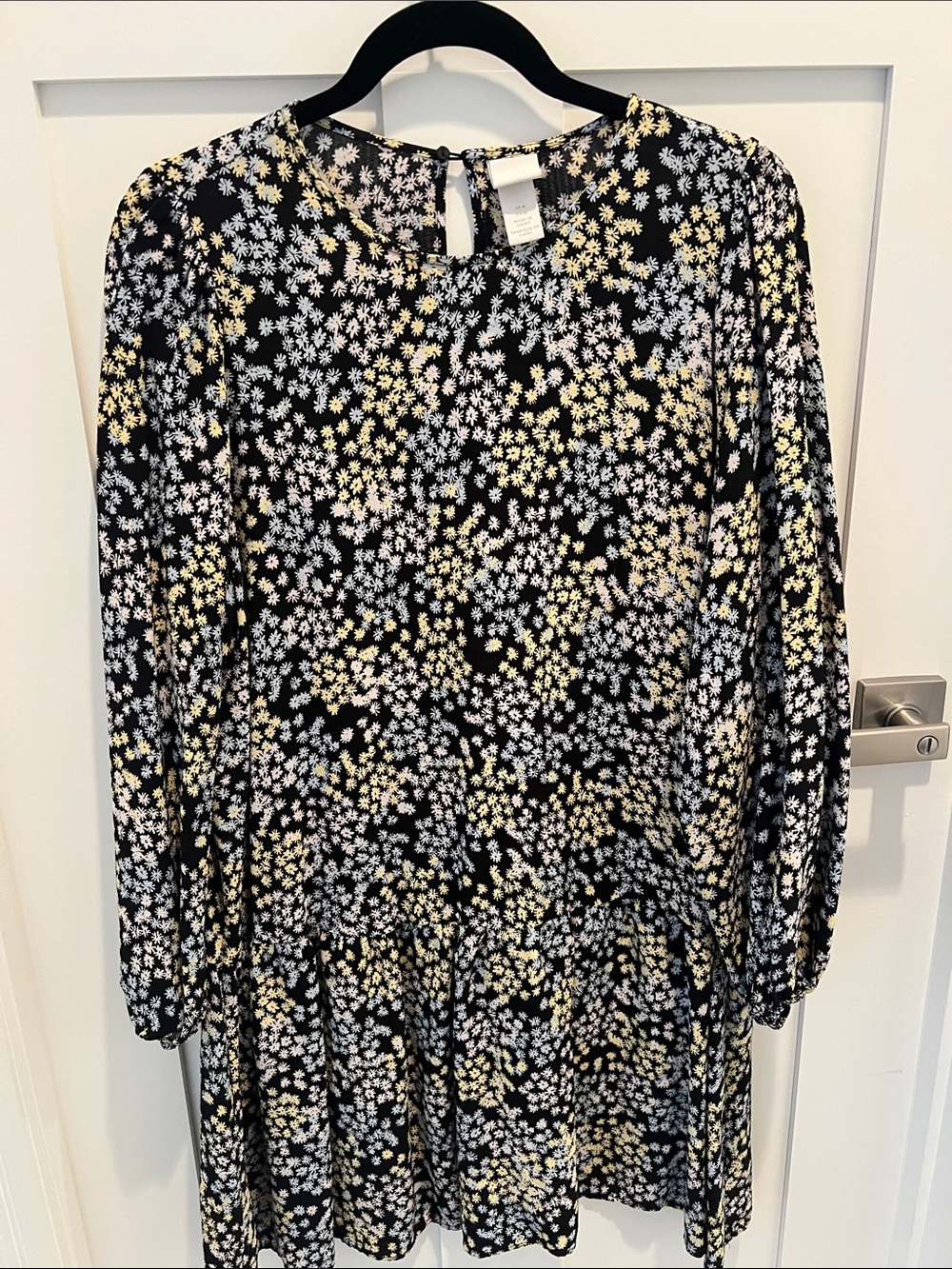 H&M Black Floral Dress with White and Yellow Daisies